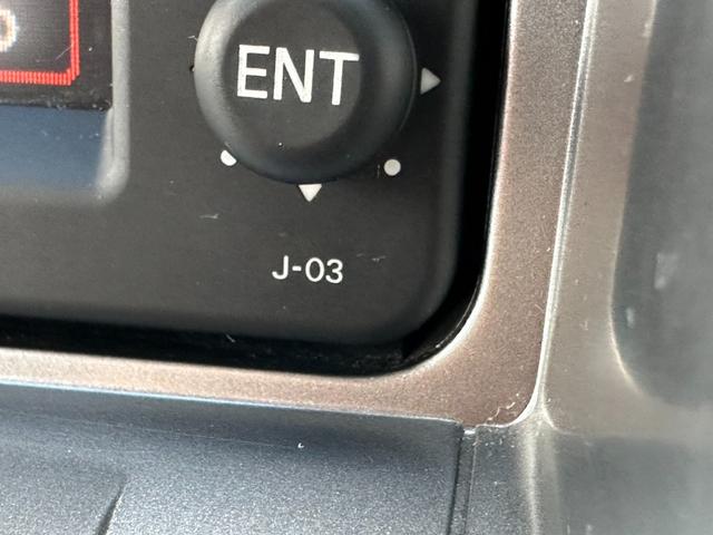 デリカＤ：５ Ｃ２　Ｇ　プレミアム　ＨＩＤヘッドライト　両側電動スライドドア　パワーバックドア　クルーズコントロール　パドルシフト　バックカメラ　オートライト　スマートキー　純正アルミホイール（28枚目）