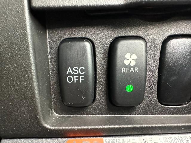 デリカＤ：５ Ｃ２　Ｇ　プレミアム　ＨＩＤヘッドライト　両側電動スライドドア　パワーバックドア　クルーズコントロール　パドルシフト　バックカメラ　オートライト　スマートキー　純正アルミホイール（39枚目）