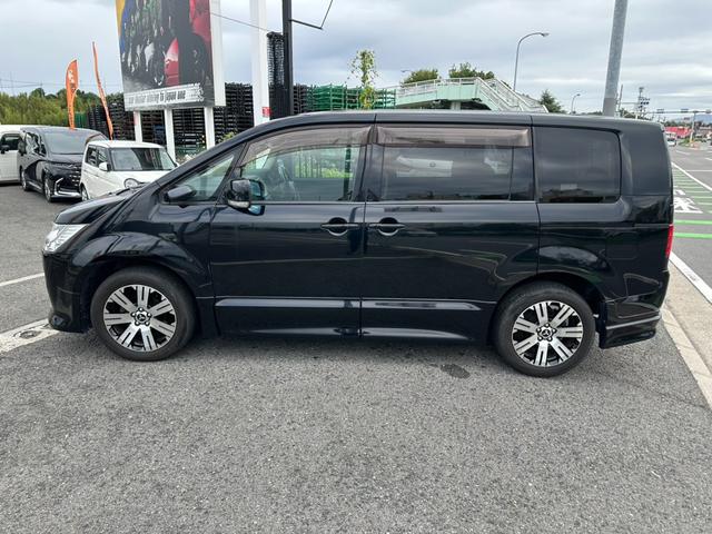 デリカＤ：５ Ｃ２　Ｇ　プレミアム　ＨＩＤヘッドライト　両側電動スライドドア　パワーバックドア　クルーズコントロール　パドルシフト　バックカメラ　オートライト　スマートキー　純正アルミホイール（57枚目）