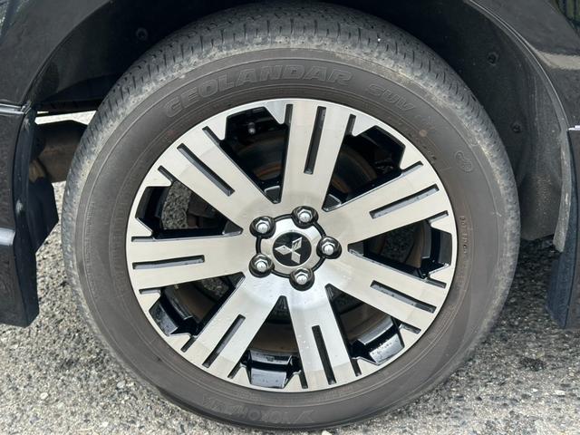 デリカＤ：５ Ｃ２　Ｇ　プレミアム　ＨＩＤヘッドライト　両側電動スライドドア　パワーバックドア　クルーズコントロール　パドルシフト　バックカメラ　オートライト　スマートキー　純正アルミホイール（68枚目）