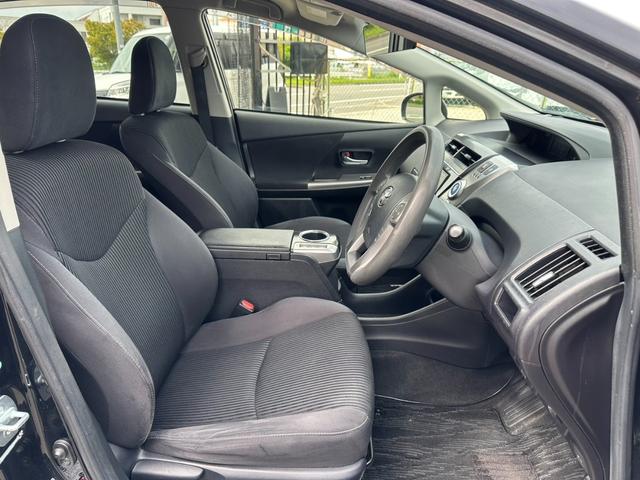 プリウスアルファ S 社外ナビ バックモニター 社外19インチアルミホイール ETC オートライト スマートキー プッシュスタート 地デジTV ドライブレコーダー フロントフォグランプ(12枚目)