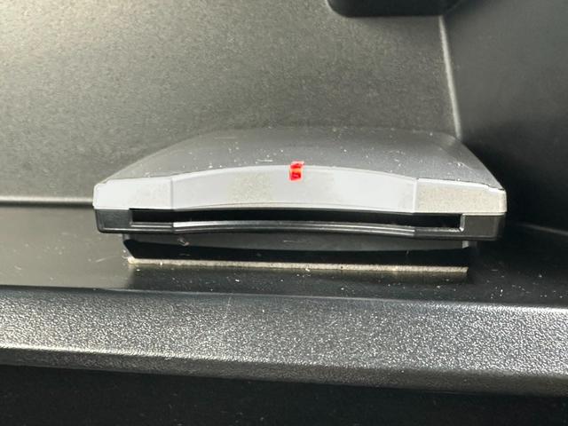 プリウスアルファ S 社外ナビ バックモニター 社外19インチアルミホイール ETC オートライト スマートキー プッシュスタート 地デジTV ドライブレコーダー フロントフォグランプ(29枚目)