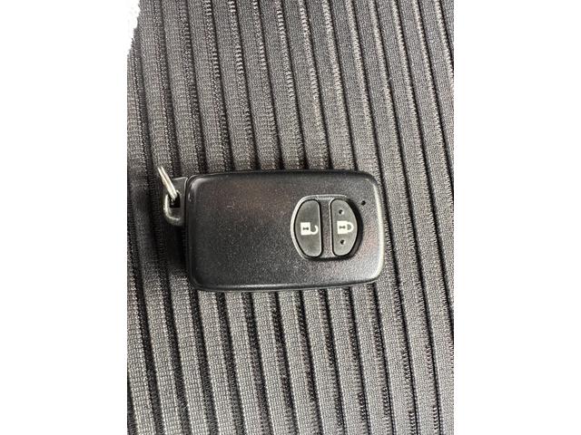 プリウスアルファ S 社外ナビ バックモニター 社外19インチアルミホイール ETC オートライト スマートキー プッシュスタート 地デジTV ドライブレコーダー フロントフォグランプ(37枚目)