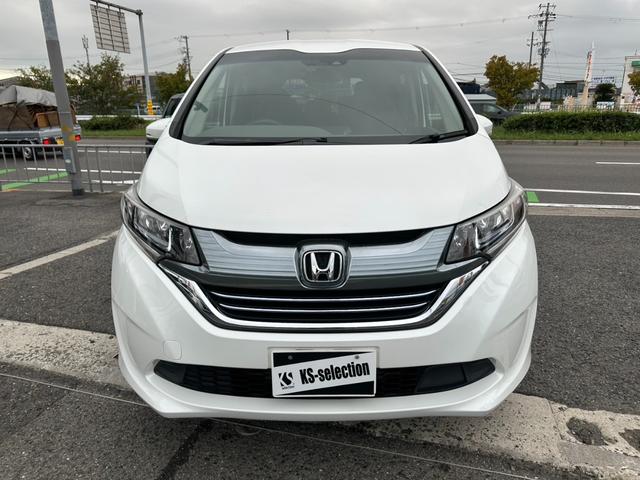 フリードハイブリッド ハイブリッド・Ｇホンダセンシング　両側電動スライドドア　クルーズコントロール　バックカメラ　Ｂｌｕｅｔｏｏｔｈオーディオ　　ＥＴＣ　ドライブレコーダー　オートライト　パワーウィンドウ　プッシュスタート　スマートキー（6枚目）