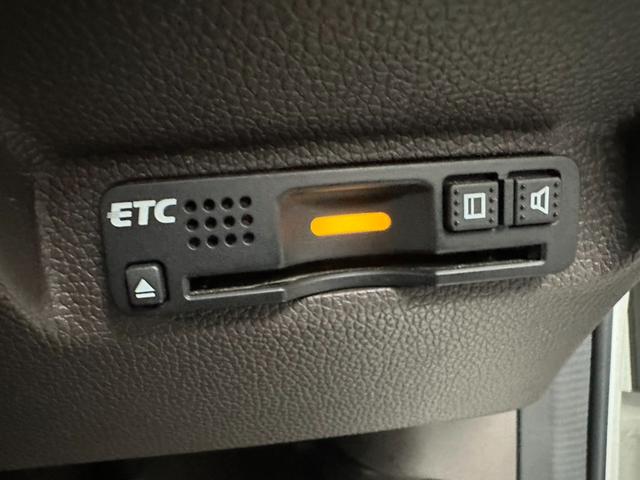 フリードハイブリッド ハイブリッド・Ｇホンダセンシング　両側電動スライドドア　クルーズコントロール　バックカメラ　Ｂｌｕｅｔｏｏｔｈオーディオ　　ＥＴＣ　ドライブレコーダー　オートライト　パワーウィンドウ　プッシュスタート　スマートキー（40枚目）