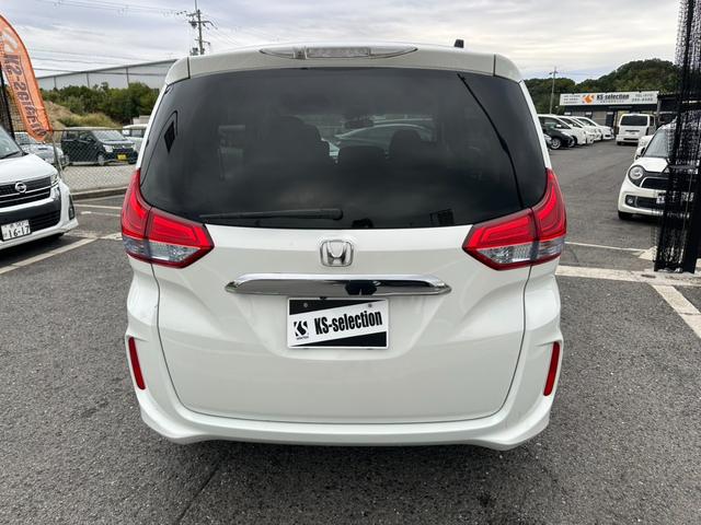 フリードハイブリッド ハイブリッド・Ｇホンダセンシング　両側電動スライドドア　クルーズコントロール　バックカメラ　Ｂｌｕｅｔｏｏｔｈオーディオ　　ＥＴＣ　ドライブレコーダー　オートライト　パワーウィンドウ　プッシュスタート　スマートキー（55枚目）