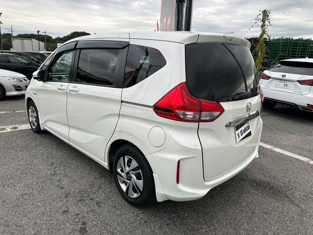 フリードハイブリッド ハイブリッド・Ｇホンダセンシング　両側電動スライドドア　クルーズコントロール　バックカメラ　Ｂｌｕｅｔｏｏｔｈオーディオ　　ＥＴＣ　ドライブレコーダー　オートライト　パワーウィンドウ　プッシュスタート　スマートキー（57枚目）