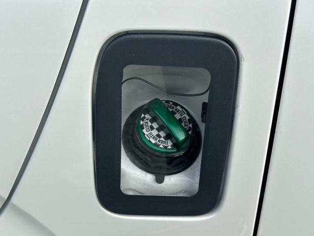 ハイエースバン ロングスーパーGL ETC 社外ハンドル フリップダウンモニター デジタルインナーミラー キーレスキー オートライト パワーウィンドウ 電動格納ミラー クリアランスソナー(64枚目)