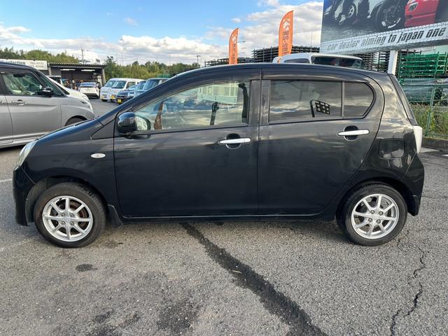 助手席側　左真横からご確認ください☆フェンダー、フロントドア、リアドア、クォーターパネルもご確認下さい☆