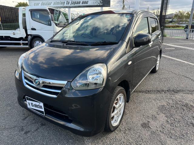 助手席側　左斜め前よりご確認ください♪ドアミラーやバンパーをご確認下さい☆