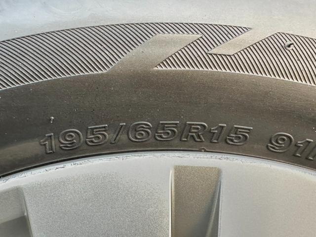 セレナ 　パワースライドドア　バックカメラ　フリップダウンモニター　ＥＴＣ　レーンキープアシスト　スマートキー　プッシュスタート　オートライト　Ｗエアコン　クルーズコントロール　パワーウィンドウ　電動格納ミラー（73枚目）