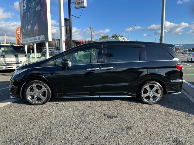 オデッセイ アブソルート・EX ワンオーナー ブラインドスポットモニター あんしんパッケージ フリップダウンモニター LEDヘッドライト 両側電動スライドドア 社外18インチAW ハーフレザーシート オートライト MTモード(10枚目)