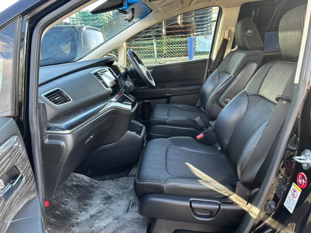 オデッセイ アブソルート・EX ワンオーナー ブラインドスポットモニター あんしんパッケージ フリップダウンモニター LEDヘッドライト 両側電動スライドドア 社外18インチAW ハーフレザーシート オートライト MTモード(19枚目)