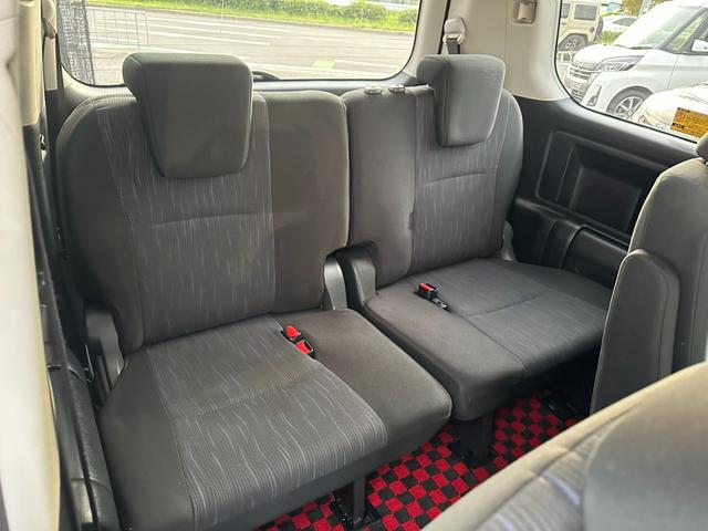 ヴォクシー ZS 煌 両側電動スライドドア フリップダウンモニター ETC オートライト スマートキー パドルシフト バックカメラ Bluetooth プッシュスタート フロントフォグランプ 純正アルミホール(14枚目)