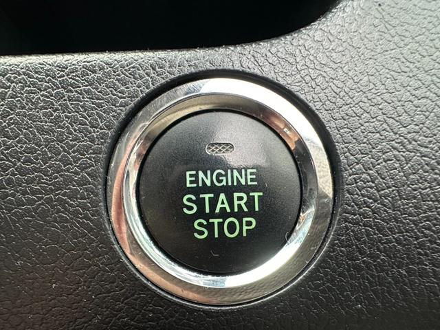 ヴォクシー ZS 煌 両側電動スライドドア フリップダウンモニター ETC オートライト スマートキー パドルシフト バックカメラ Bluetooth プッシュスタート フロントフォグランプ 純正アルミホール(37枚目)