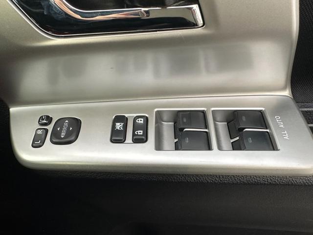 ヴォクシー ZS 煌 両側電動スライドドア フリップダウンモニター ETC オートライト スマートキー パドルシフト バックカメラ Bluetooth プッシュスタート フロントフォグランプ 純正アルミホール(39枚目)