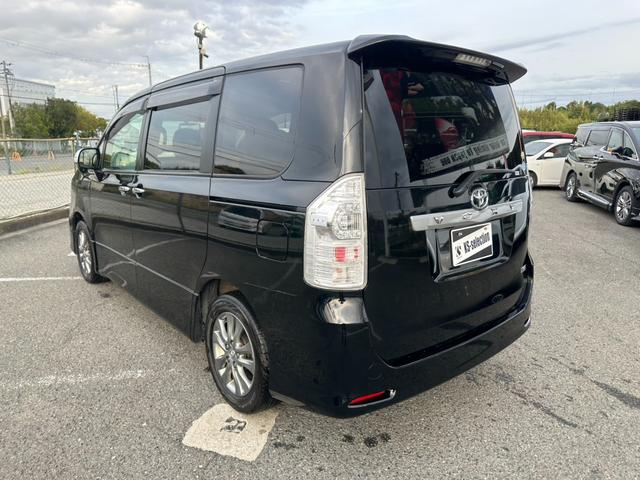 ヴォクシー ZS 煌 両側電動スライドドア フリップダウンモニター ETC オートライト スマートキー パドルシフト バックカメラ Bluetooth プッシュスタート フロントフォグランプ 純正アルミホール(55枚目)