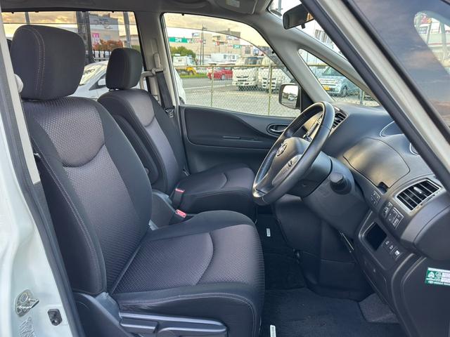 セレナ ハイウェイスターG S-ハイブリッド 純正ETC 純正HDDナビ 地デジTV バックカメラ オートエアコン アルパインフリップダウンモニター 両側電動スライドドア クルーズコントロール オートライト プッシュスタート スマートキー(12枚目)