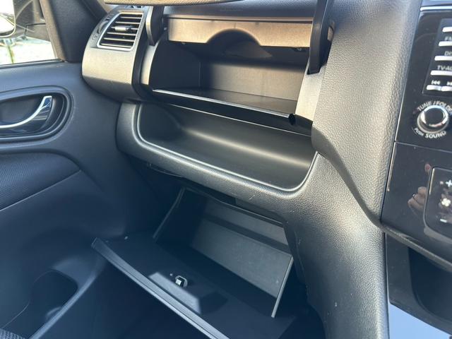 セレナ ハイウェイスターG S-ハイブリッド 純正ETC 純正HDDナビ 地デジTV バックカメラ オートエアコン アルパインフリップダウンモニター 両側電動スライドドア クルーズコントロール オートライト プッシュスタート スマートキー(32枚目)