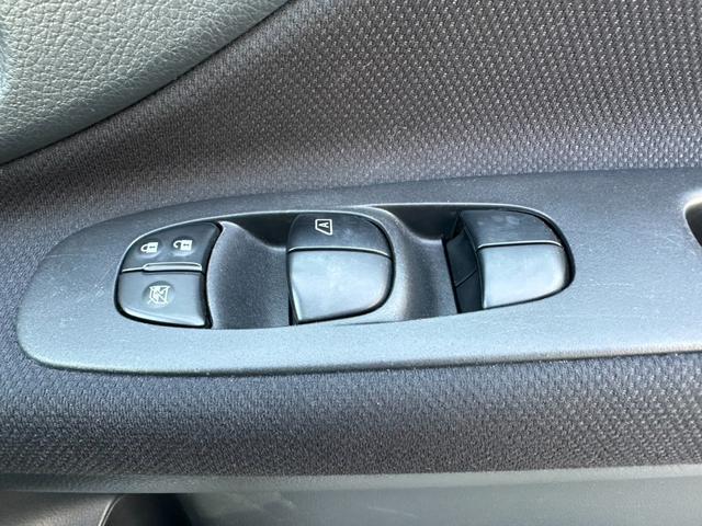 セレナ ハイウェイスターG S-ハイブリッド 純正ETC 純正HDDナビ 地デジTV バックカメラ オートエアコン アルパインフリップダウンモニター 両側電動スライドドア クルーズコントロール オートライト プッシュスタート スマートキー(42枚目)