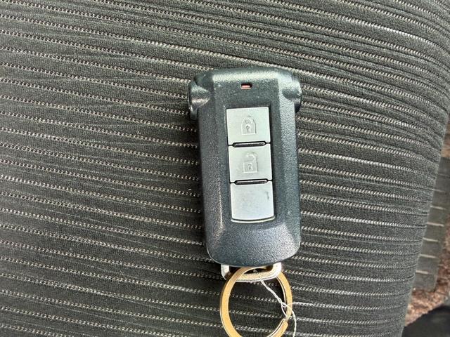 デイズルークス ハイウェイスター X Gパッケージ 4WD ワンオーナー ETC 両側電動スライドドア アラウンドビューモニター プッシュスタート オートライト Bluetoothオーディオ アイドリングストップ スマートキー フルセグTV 電格ミラー(39枚目)