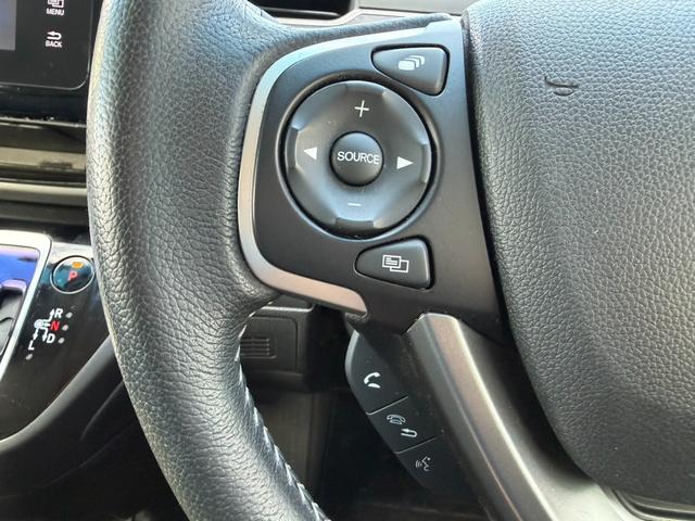 フリード+ハイブリッド ハイブリッドEX LEDヘッドライト 両側電動スライドドア シートヒーター ドライブレコーダー スマートキー クルーズコントロール ETC オートライト 横滑り防止装置 レーンキープアシスト ステアリングスイッチ(30枚目)