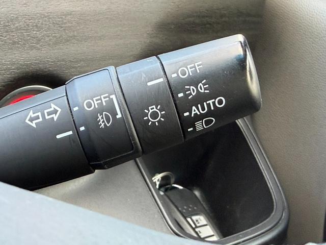 フリード+ハイブリッド ハイブリッドEX LEDヘッドライト 両側電動スライドドア シートヒーター ドライブレコーダー スマートキー クルーズコントロール ETC オートライト 横滑り防止装置 レーンキープアシスト ステアリングスイッチ(32枚目)