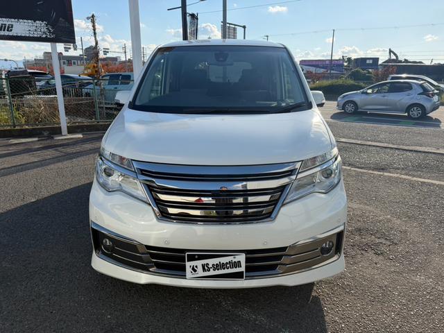 セレナ ライダー　ブラックライン　Ｓ－ハイブリッド　両側電動スライドドア　フリップダウンモニター　アラウンドビューモニター　ＥＴＣ　Ｂｌｕｅｔｏｏｔｈオーディオ　クルーズコントロール　オートライト　オーテックアルミホイール　フロントフォグランプ（6枚目）