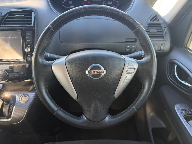 セレナ ライダー　ブラックライン　Ｓ－ハイブリッド　両側電動スライドドア　フリップダウンモニター　アラウンドビューモニター　ＥＴＣ　Ｂｌｕｅｔｏｏｔｈオーディオ　クルーズコントロール　オートライト　オーテックアルミホイール　フロントフォグランプ（21枚目）