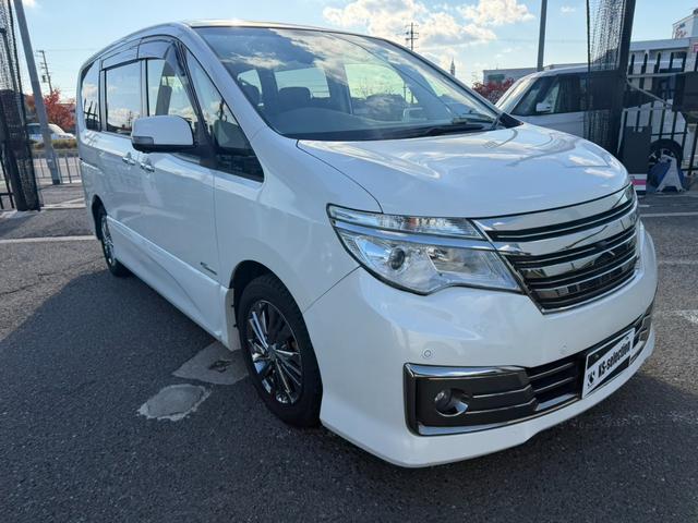 セレナ ライダー　ブラックライン　Ｓ－ハイブリッド　両側電動スライドドア　フリップダウンモニター　アラウンドビューモニター　ＥＴＣ　Ｂｌｕｅｔｏｏｔｈオーディオ　クルーズコントロール　オートライト　オーテックアルミホイール　フロントフォグランプ（48枚目）