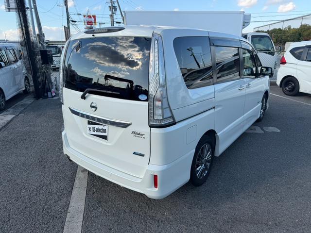 セレナ ライダー　ブラックライン　Ｓ－ハイブリッド　両側電動スライドドア　フリップダウンモニター　アラウンドビューモニター　ＥＴＣ　Ｂｌｕｅｔｏｏｔｈオーディオ　クルーズコントロール　オートライト　オーテックアルミホイール　フロントフォグランプ（53枚目）