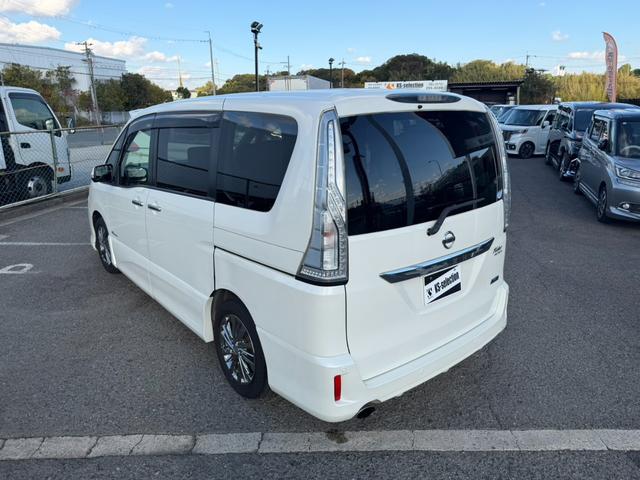 セレナ ライダー　ブラックライン　Ｓ－ハイブリッド　両側電動スライドドア　フリップダウンモニター　アラウンドビューモニター　ＥＴＣ　Ｂｌｕｅｔｏｏｔｈオーディオ　クルーズコントロール　オートライト　オーテックアルミホイール　フロントフォグランプ（57枚目）