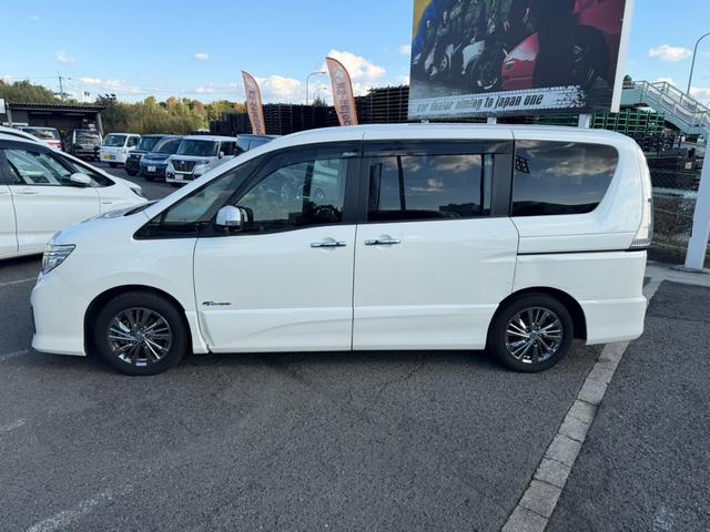 セレナ ライダー　ブラックライン　Ｓ－ハイブリッド　両側電動スライドドア　フリップダウンモニター　アラウンドビューモニター　ＥＴＣ　Ｂｌｕｅｔｏｏｔｈオーディオ　クルーズコントロール　オートライト　オーテックアルミホイール　フロントフォグランプ（59枚目）