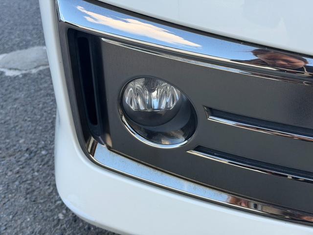 セレナ ライダー　ブラックライン　Ｓ－ハイブリッド　両側電動スライドドア　フリップダウンモニター　アラウンドビューモニター　ＥＴＣ　Ｂｌｕｅｔｏｏｔｈオーディオ　クルーズコントロール　オートライト　オーテックアルミホイール　フロントフォグランプ（63枚目）