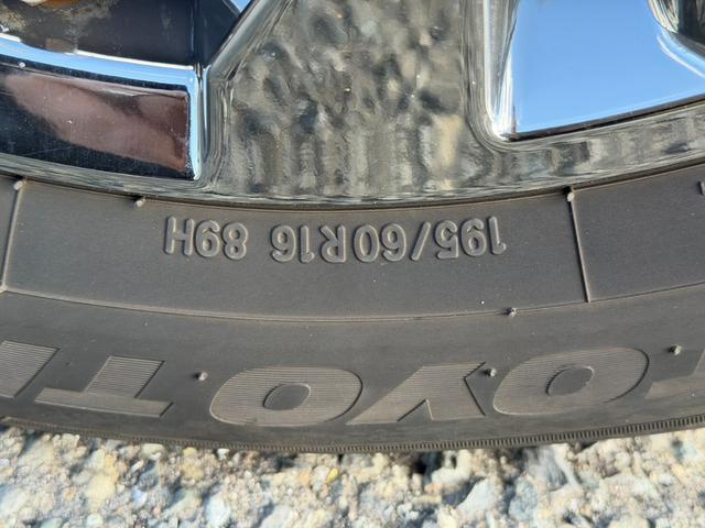 セレナ ライダー　ブラックライン　Ｓ－ハイブリッド　両側電動スライドドア　フリップダウンモニター　アラウンドビューモニター　ＥＴＣ　Ｂｌｕｅｔｏｏｔｈオーディオ　クルーズコントロール　オートライト　オーテックアルミホイール　フロントフォグランプ（72枚目）