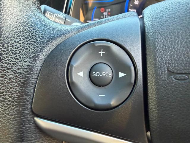 シャトル ハイブリッドＺ　バックカメラ　シートヒーター　クルーズコントロール　パドルシフト　オートライト　ＥＴＣ　純正アルミホイール　フロントフォグランプ　ステアリングスイッチ　パワーウィンドウ　プッシュスタート　スマートキー（32枚目）