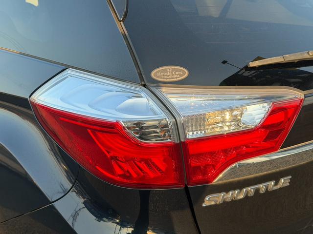 シャトル ハイブリッドＺ　バックカメラ　シートヒーター　クルーズコントロール　パドルシフト　オートライト　ＥＴＣ　純正アルミホイール　フロントフォグランプ　ステアリングスイッチ　パワーウィンドウ　プッシュスタート　スマートキー（67枚目）