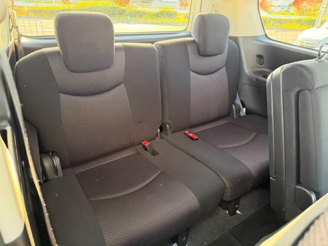 セレナ ハイウェイスター　Ｓ－ハイブリッド　Ｖセレクション　両側電動スライドドア　バックカメラ　ＥＴＣ　フリップダウンモニター　Ｂｌｕｅｔｏｏｔｈオーディオ　オートライト　クルーズコントロール　プッシュスタート　スマートキー　純正アルミホイール　電動格納ミラー（14枚目）