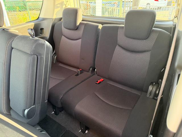 セレナ ハイウェイスター　Ｓ－ハイブリッド　Ｖセレクション　両側電動スライドドア　バックカメラ　ＥＴＣ　フリップダウンモニター　Ｂｌｕｅｔｏｏｔｈオーディオ　オートライト　クルーズコントロール　プッシュスタート　スマートキー　純正アルミホイール　電動格納ミラー（17枚目）