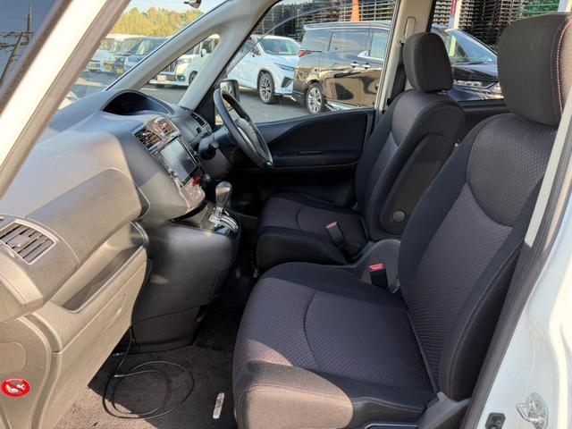 セレナ ハイウェイスター　Ｓ－ハイブリッド　Ｖセレクション　両側電動スライドドア　バックカメラ　ＥＴＣ　フリップダウンモニター　Ｂｌｕｅｔｏｏｔｈオーディオ　オートライト　クルーズコントロール　プッシュスタート　スマートキー　純正アルミホイール　電動格納ミラー（19枚目）