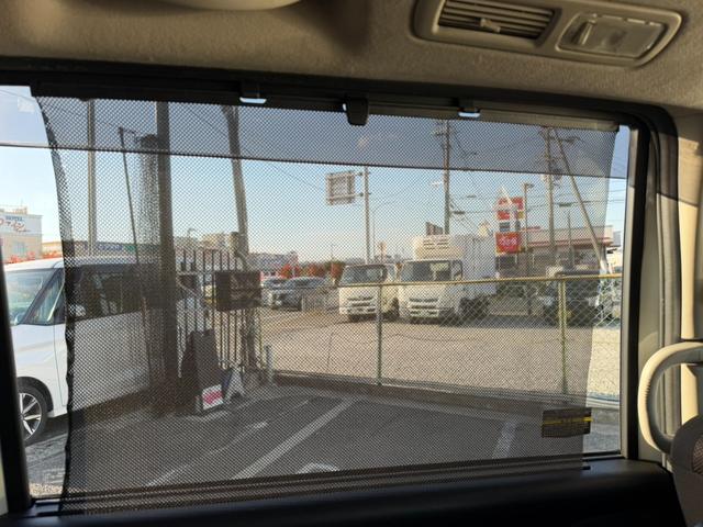 セレナ ハイウェイスター　Ｓ－ハイブリッド　Ｖセレクション　両側電動スライドドア　バックカメラ　ＥＴＣ　フリップダウンモニター　Ｂｌｕｅｔｏｏｔｈオーディオ　オートライト　クルーズコントロール　プッシュスタート　スマートキー　純正アルミホイール　電動格納ミラー（24枚目）