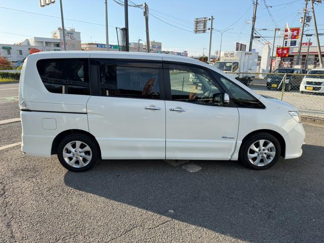 セレナ ハイウェイスター　Ｓ－ハイブリッド　Ｖセレクション　両側電動スライドドア　バックカメラ　ＥＴＣ　フリップダウンモニター　Ｂｌｕｅｔｏｏｔｈオーディオ　オートライト　クルーズコントロール　プッシュスタート　スマートキー　純正アルミホイール　電動格納ミラー（49枚目）