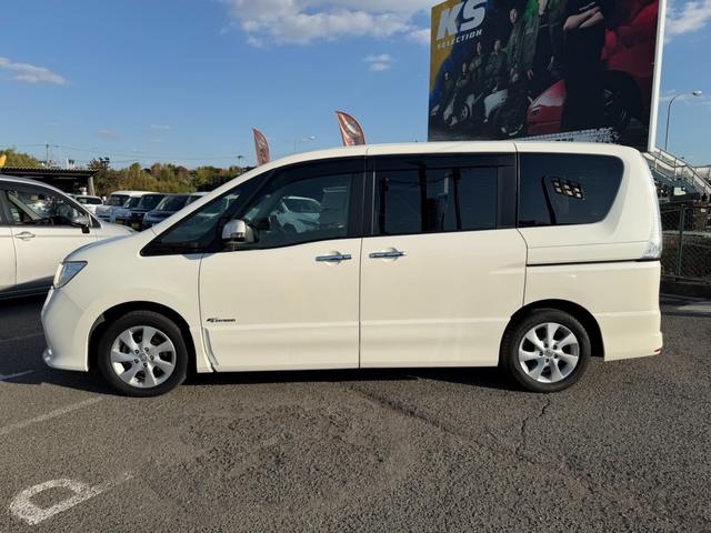 セレナ ハイウェイスター　Ｓ－ハイブリッド　Ｖセレクション　両側電動スライドドア　バックカメラ　ＥＴＣ　フリップダウンモニター　Ｂｌｕｅｔｏｏｔｈオーディオ　オートライト　クルーズコントロール　プッシュスタート　スマートキー　純正アルミホイール　電動格納ミラー（56枚目）