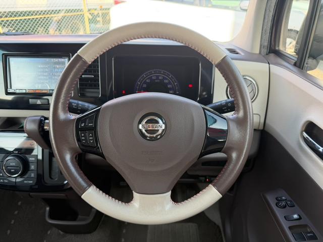 モコ ドルチェＸ　Ｂｌｕｅｔｏｏｔｈオーディオ　オートライト　ＥＴＣ　ステアリングスイッチ　プッシュスタート　スマートキー　オートエアコン　フロントフォグランプ　純正アルミホイール　　パワーウィンドウ　電動格納ミラー（19枚目）