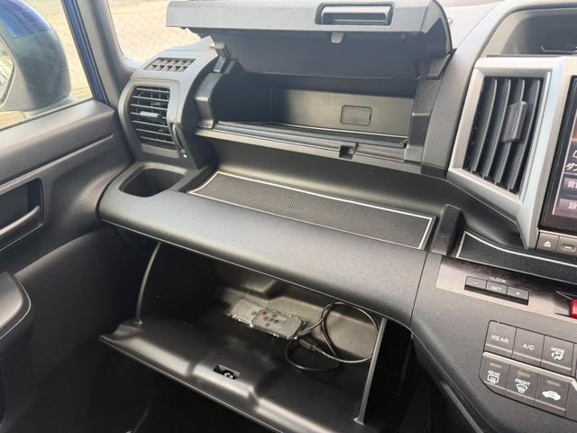 ����ȑ��ɐ݂���ꂽ���[�a�n�w���e�ʂ��\���ŁA�Ԍ��؂Ȃǎ��[�\�ł������[���Ď������������肳����̂ɑ劈��ł��I