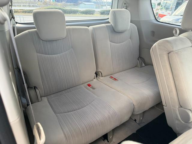 セレナ ２０Ｇ　Ｓ－ハイブリッド　両側電動スライドドア　純正ナビ　フルセグＴＶ　バックカメラ　ＥＴＣ　Ｂｌｕｅｔｏｏｔｈオーディオ　社外アルミホイール　オートライト　Ｗエアコン　　プッシュスタート　スマートキー　ロールサンシェード（14枚目）