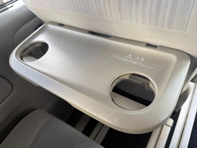 セレナ ２０Ｇ　Ｓ－ハイブリッド　両側電動スライドドア　純正ナビ　フルセグＴＶ　バックカメラ　ＥＴＣ　Ｂｌｕｅｔｏｏｔｈオーディオ　社外アルミホイール　オートライト　Ｗエアコン　　プッシュスタート　スマートキー　ロールサンシェード（24枚目）