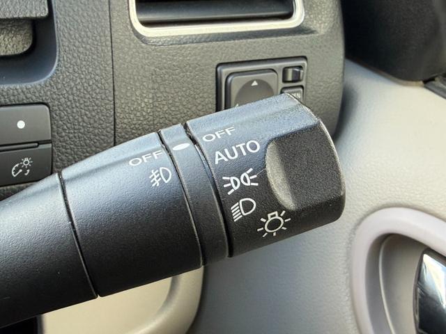 セレナ ２０Ｇ　Ｓ－ハイブリッド　両側電動スライドドア　純正ナビ　フルセグＴＶ　バックカメラ　ＥＴＣ　Ｂｌｕｅｔｏｏｔｈオーディオ　社外アルミホイール　オートライト　Ｗエアコン　　プッシュスタート　スマートキー　ロールサンシェード（36枚目）