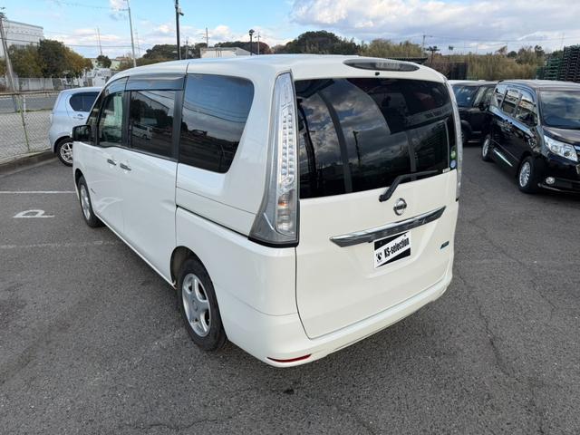 セレナ ２０Ｇ　Ｓ－ハイブリッド　両側電動スライドドア　純正ナビ　フルセグＴＶ　バックカメラ　ＥＴＣ　Ｂｌｕｅｔｏｏｔｈオーディオ　社外アルミホイール　オートライト　Ｗエアコン　　プッシュスタート　スマートキー　ロールサンシェード（56枚目）