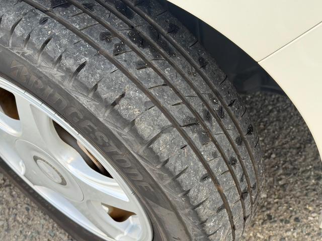 セレナ ２０Ｇ　Ｓ－ハイブリッド　両側電動スライドドア　純正ナビ　フルセグＴＶ　バックカメラ　ＥＴＣ　Ｂｌｕｅｔｏｏｔｈオーディオ　社外アルミホイール　オートライト　Ｗエアコン　　プッシュスタート　スマートキー　ロールサンシェード（67枚目）